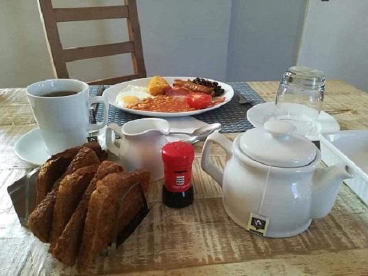 Knights Rest Bed & Breakfast Шанклин Екстериор снимка