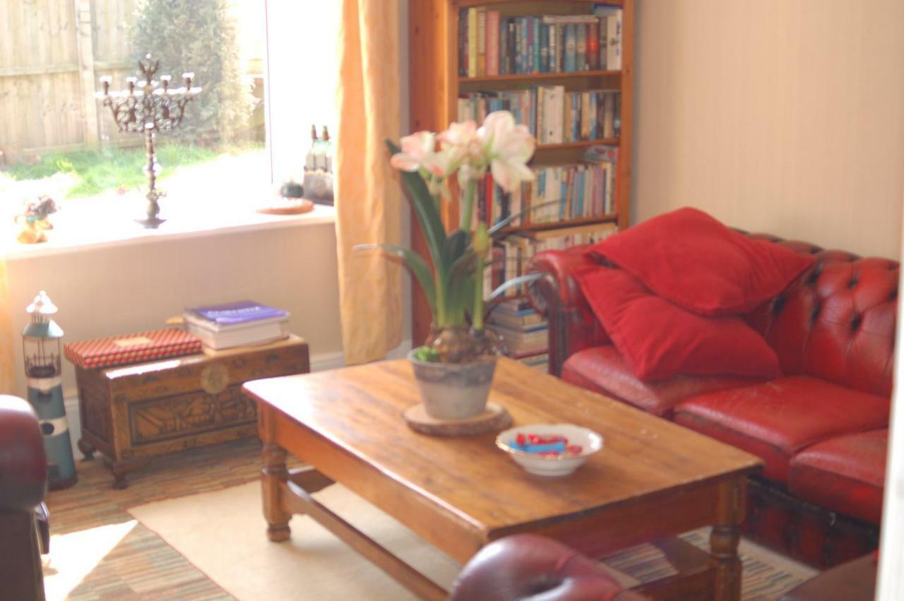 Knights Rest Bed & Breakfast Шанклин Екстериор снимка